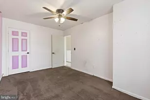 22 Terrace Ave, Camden, NJ 08105 - Photo 18