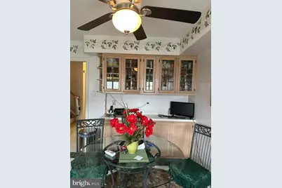 12 N Syracuse Drive N, Cherry Hill, NJ 08034 - Photo 6