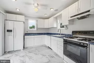 25 E Maiden Ln, Somerdale, NJ 08083 - Photo 16
