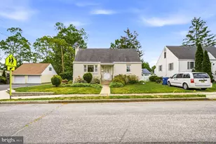 25 E Maiden Ln, Somerdale, NJ 08083 - Photo 4
