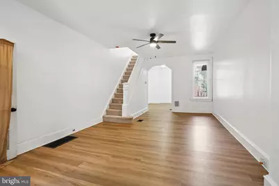 421 Trenton Avenue, Camden, NJ 08103 - Photo 10