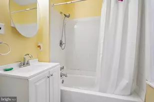421 Trenton Ave, Camden, NJ 08103 - Photo 20