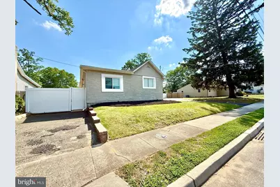 16 E 9th Avenue, Pine Hill, NJ 08021 - Photo 4