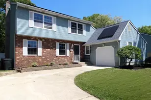 11 Mill Ct, Sicklerville, NJ 08081 - Photo 2