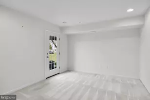 8 Iron Gate Rd, Sicklerville, NJ 08081 - Photo 6