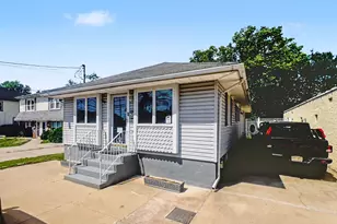215 Browning Ln, Brooklawn, NJ 08030 - Photo 2