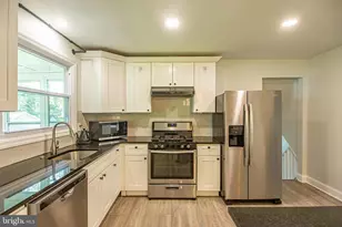 407 Kingston Dr, Cherry Hill, NJ 08034 - Photo 14