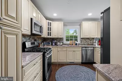 502 W Laurel Road, Stratford, NJ 08084 - Photo 12