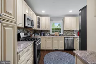 502 W Laurel Rd, Stratford, NJ 08084 - Photo 12
