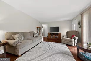 2 Surrey Ct, Cherry Hill, NJ 08034 - Photo 8
