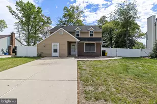 6 Mary Ellen Ln, Sicklerville, NJ 08081 - Photo 2
