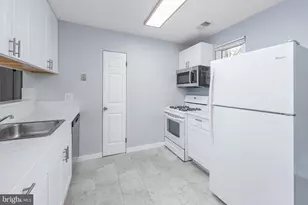 37 Ray Smith Rd, Sicklerville, NJ 08081 - Photo 6