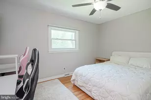 1237 Heartwood Dr, Cherry Hill, NJ 08003 - Photo 26
