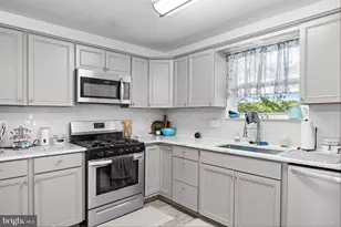 4 Prospect Ct, Sicklerville, NJ 08081 - Photo 10