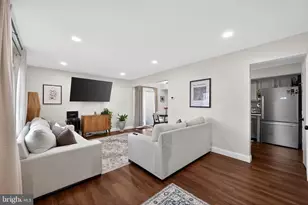 16 Lyric Ct, Sicklerville, NJ 08081 - Photo 2
