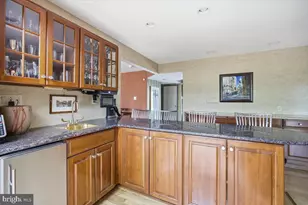 516 Fireside Cir, Cherry Hill, NJ 08003 - Photo 14