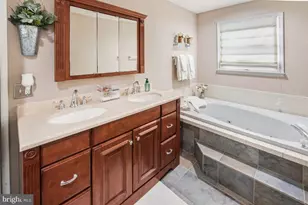 7 York Ct, Sicklerville, NJ 08081 - Photo 36