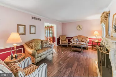 703 Sycamore Court, Laurel Springs, NJ 08021 - Photo 6