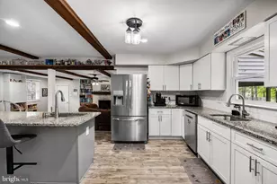 11 Forage Ln, Cherry Hill, NJ 08003 - Photo 4