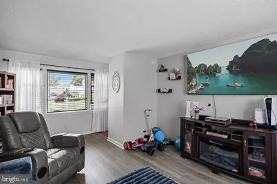 7458 Collins Avenue, Pennsauken, NJ 08109 - Photo 8