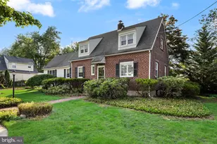 41 E Crystal Lake Ave, Haddon Township, NJ 08108 - Photo 2