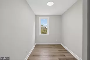 1067 S Merrimac Rd, Camden, NJ 08104 - Photo 20