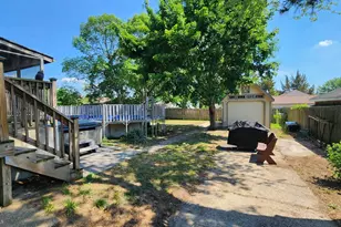 110 Lake Ave, Gloucester Township, NJ 08029 - Photo 4