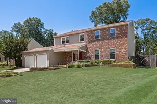 25 Woodbury Dr, Cherry Hill, NJ 08003 - Photo 2