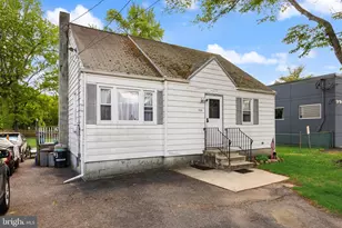 913 Northwood Ave, Cherry Hill, NJ 08002 - Photo 2