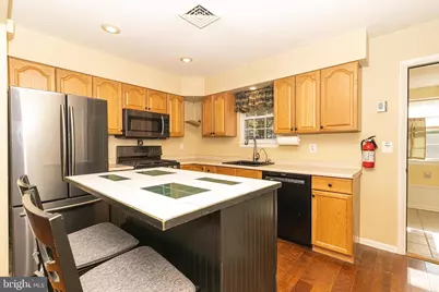 205 Elmtowne Boulevard, Hammonton, NJ 08037 - Photo 10