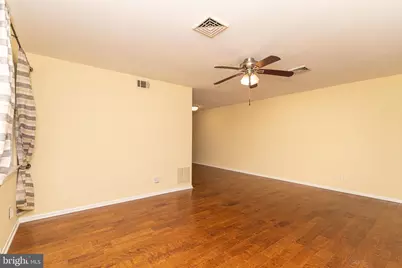 205 Elmtowne Boulevard, Hammonton, NJ 08037 - Photo 2