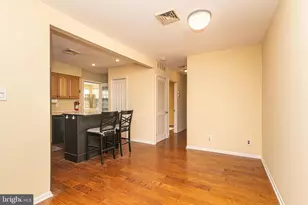 205 Elmtowne Blvd, Hammonton, NJ 08037 - Photo 8