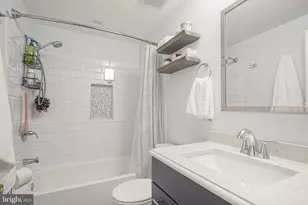 8 Brondesbury Dr, Cherry Hill, NJ 08003 - Photo 24