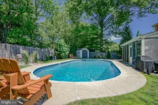 8 Brondesbury Dr, Cherry Hill, NJ 08003 - Photo 2