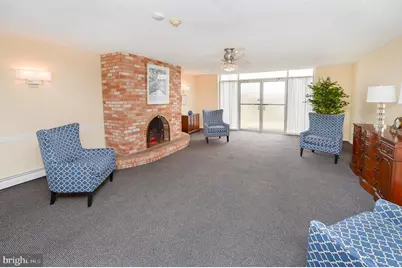 201 W Cuthbert Boulevard #C44, Haddon Township, NJ 08107 - Photo 4