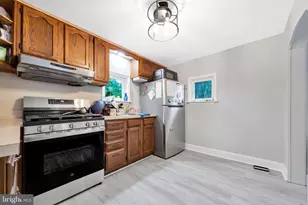 27 Elm Ave, Clementon, NJ 08021 - Photo 10