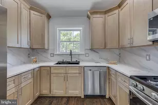 140 E 9th Ave, Pine Hill, NJ 08021 - Photo 12