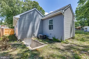140 E 9th Ave, Pine Hill, NJ 08021 - Photo 38