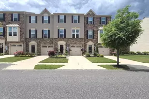 70 Village Green Ln, Sicklerville, NJ 08081 - Photo 2