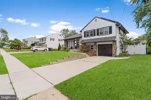 113 Pelham Rd N, Voorhees, NJ 08043 - Photo 2
