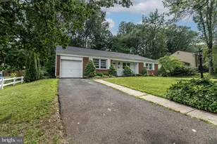 1744 Lark Ln, Cherry Hill, NJ 08003 - Photo 2