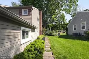 549 Covered Bridge Rd, Cherry Hill, NJ 08034 - Photo 4