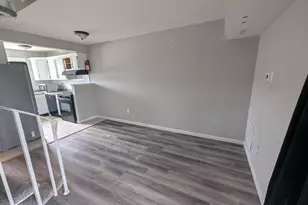 225 La Cascata, Clementon, NJ 08021 - Photo 2