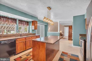 54 Red Bank Dr, Gloucester Township, NJ 08081 - Photo 14