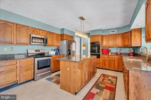 54 Red Bank Dr, Gloucester Township, NJ 08081 - Photo 10