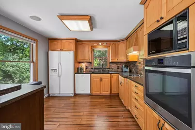 27 Fripps Road, Sicklerville, NJ 08081 - Photo 8