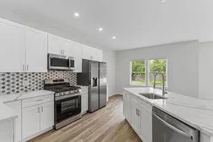 423 Almonesson Rd, Gloucester Township, NJ 08012 - Photo 16
