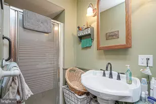 19 W Central Ave, Winslow Township, NJ 08037 - Photo 16