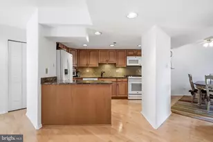 1606 Chanticleer, Cherry Hill, NJ 08003 - Photo 10