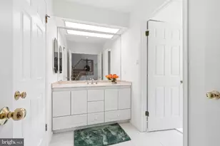 1606 Chanticleer, Cherry Hill, NJ 08003 - Photo 30
